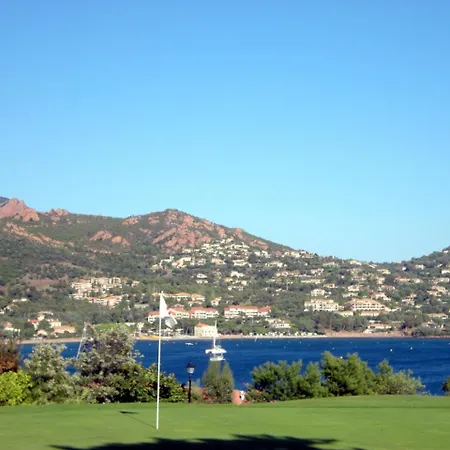 Cap Esterel Les Bastides : 3 Pieces Grande Terrasse Mer I4- Esterel Vacances 39la Apartmán Saint-Raphaël
