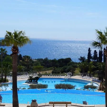 Cap Esterel Les Bastides : 3 Pieces Grande Terrasse Mer I4- Esterel Vacances 39la Saint-Raphaël