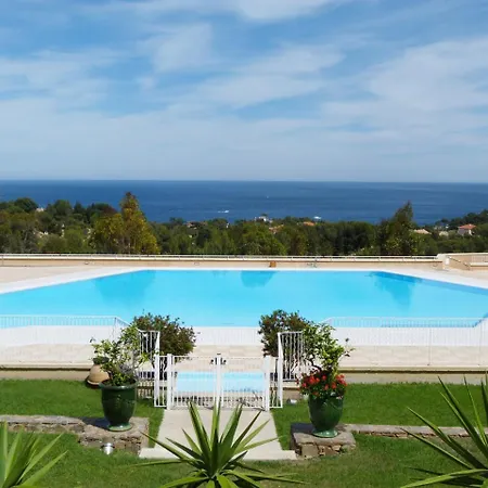 Cap Esterel Les Bastides : 3 Pieces Grande Terrasse Mer I4- Esterel Vacances 39la Apartment Saint-Raphael (Var)